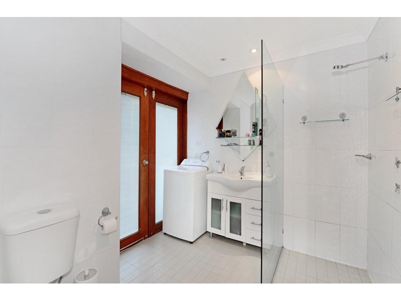 17 Fraser Crescent, Albion Park NSW 2527