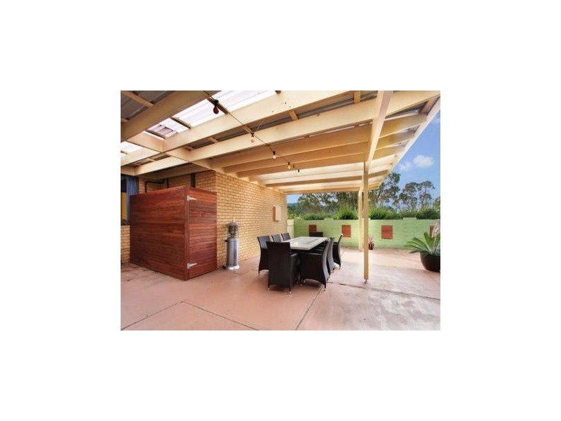 1 White Place, Figtree NSW 2525