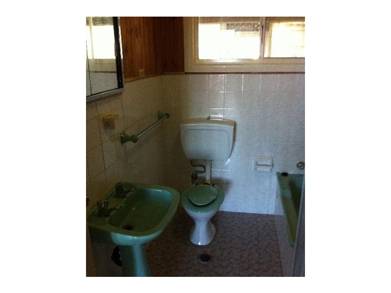 29 Armagh Parade, Thirroul NSW 2515