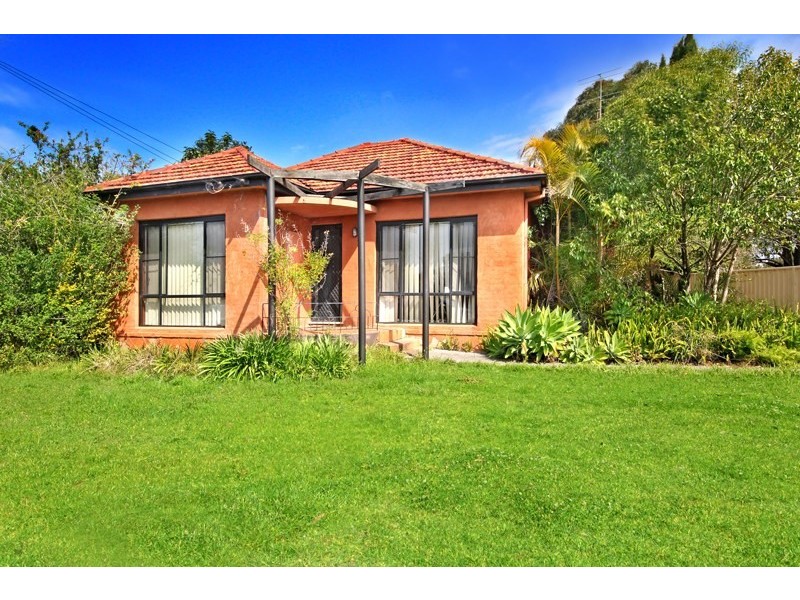 5 Ajax Avenue, North Wollongong NSW 2500