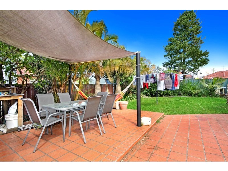 5 Ajax Avenue, North Wollongong NSW 2500