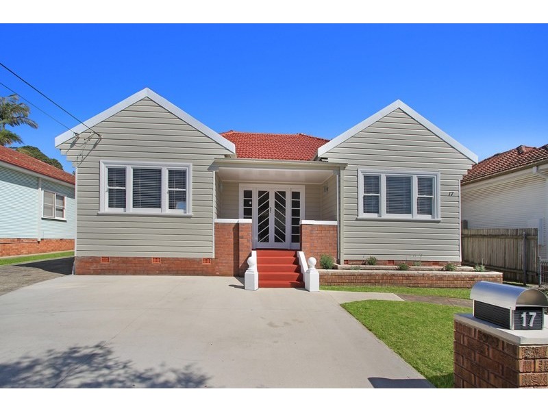 17 McGrath Street, Fairy Meadow NSW 2519