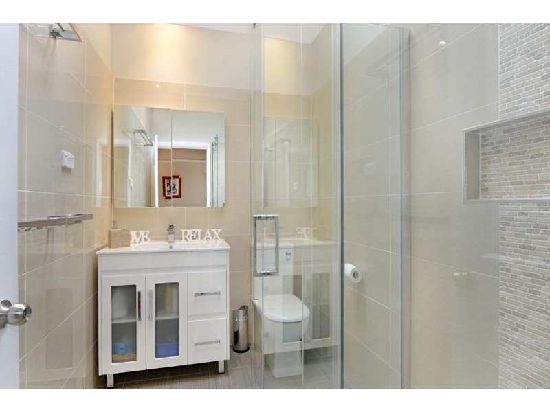 93 Bridge Street, Oak Flats NSW 2529