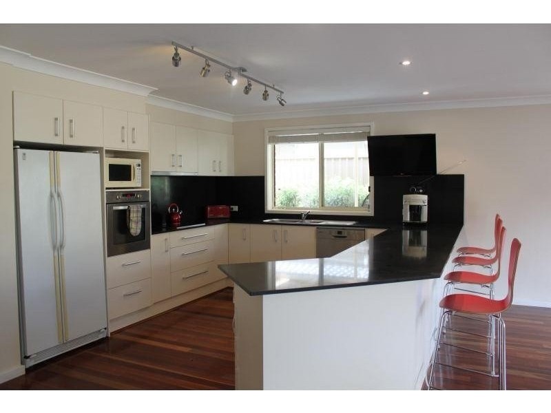 9 George Fuller Drive, Figtree NSW 2525