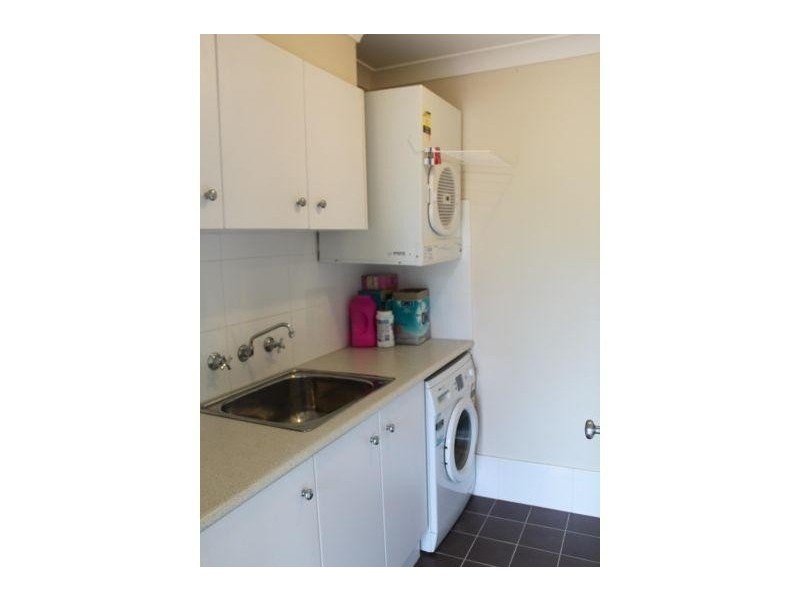 9 George Fuller Drive, Figtree NSW 2525
