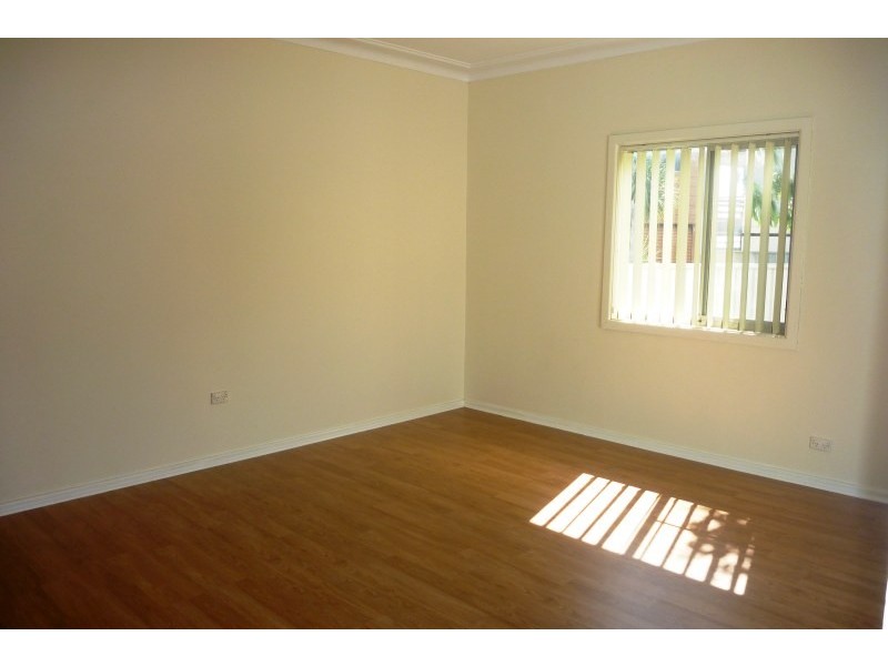 176 Lakeview Parade, Primbee NSW 2502