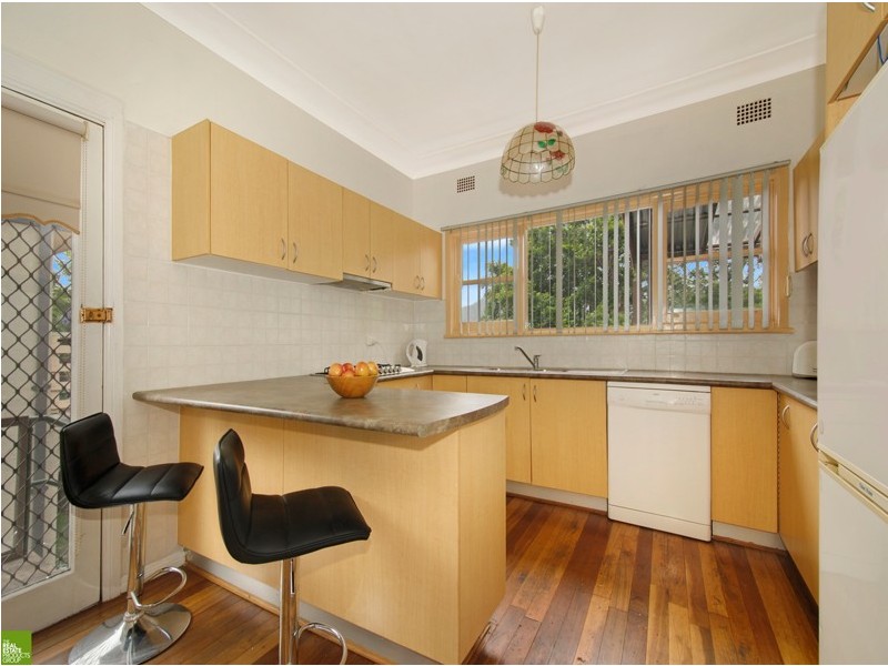 74 Murray Park Road, Figtree NSW 2525