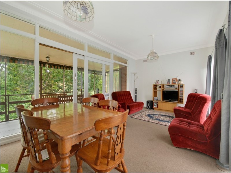 74 Murray Park Road, Figtree NSW 2525