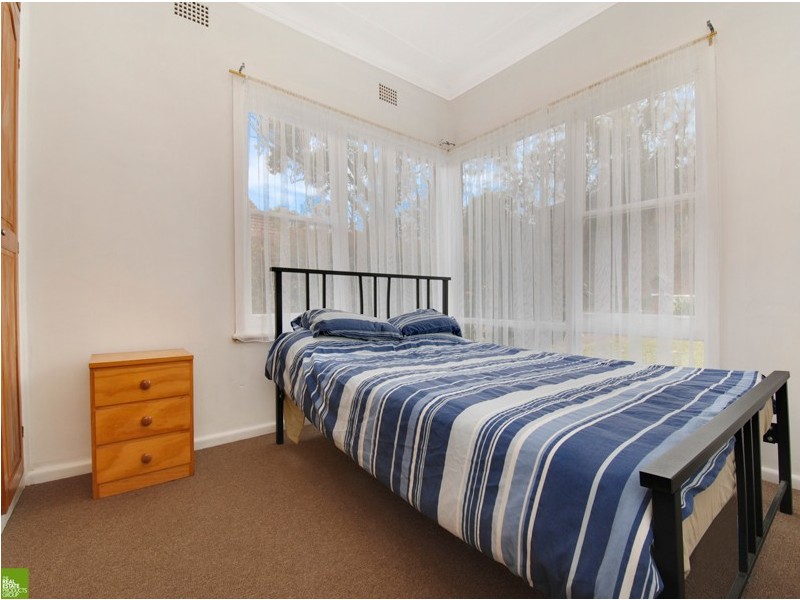 74 Murray Park Road, Figtree NSW 2525