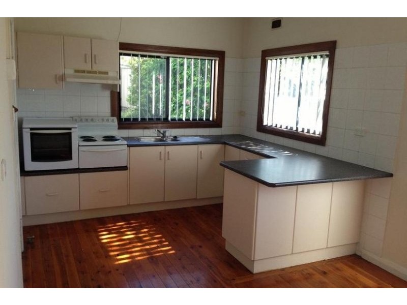 71 Illawarra Street, Port Kembla NSW 2505