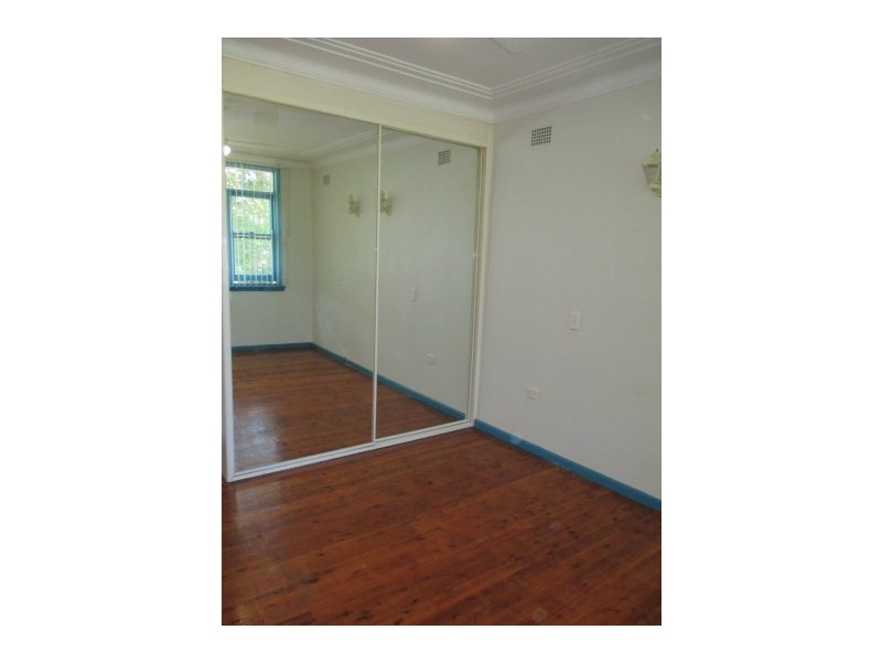 35 Horsley Road, Oak Flats NSW 2529
