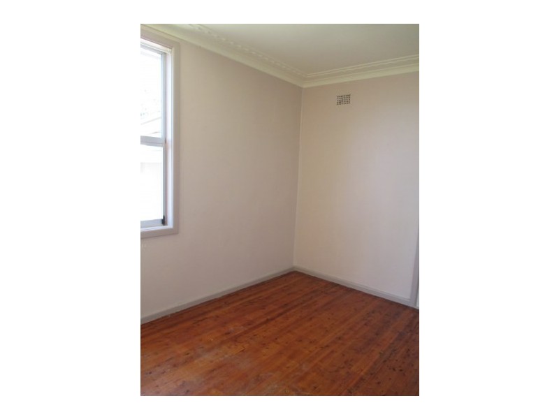35 Horsley Road, Oak Flats NSW 2529