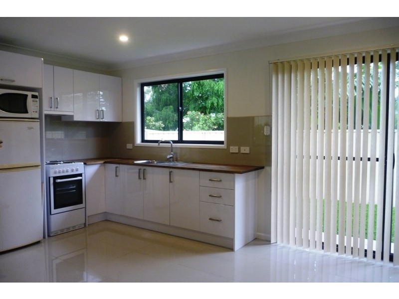 240A Gladstone Avenue, Mount Saint Thomas NSW 2500