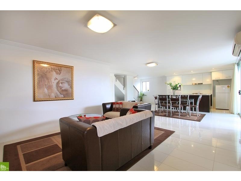 4/80 New Dapto Road, Wollongong NSW 2500
