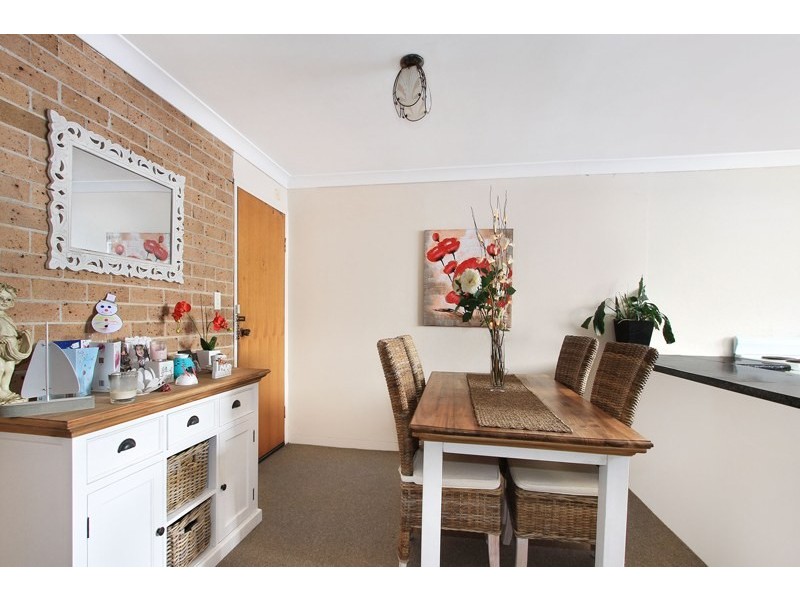 6/30 The Avenue, Corrimal NSW 2518