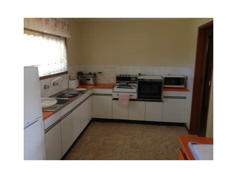 2 Osborne Road, Dapto NSW 2530