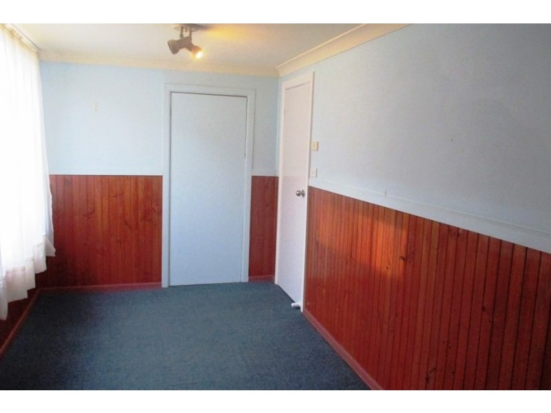 5 View Street, Lake Illawarra NSW 2528