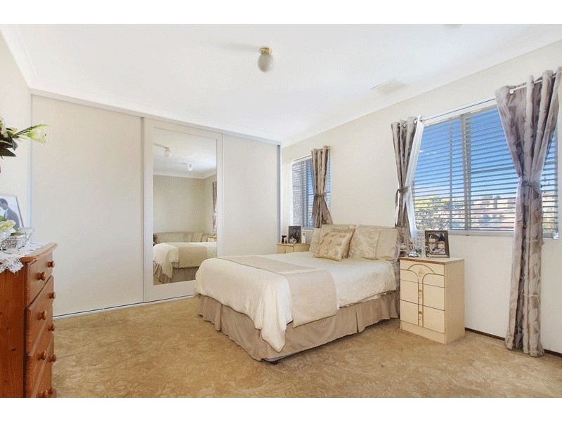 16 Chisholm Road, Warrawong NSW 2502