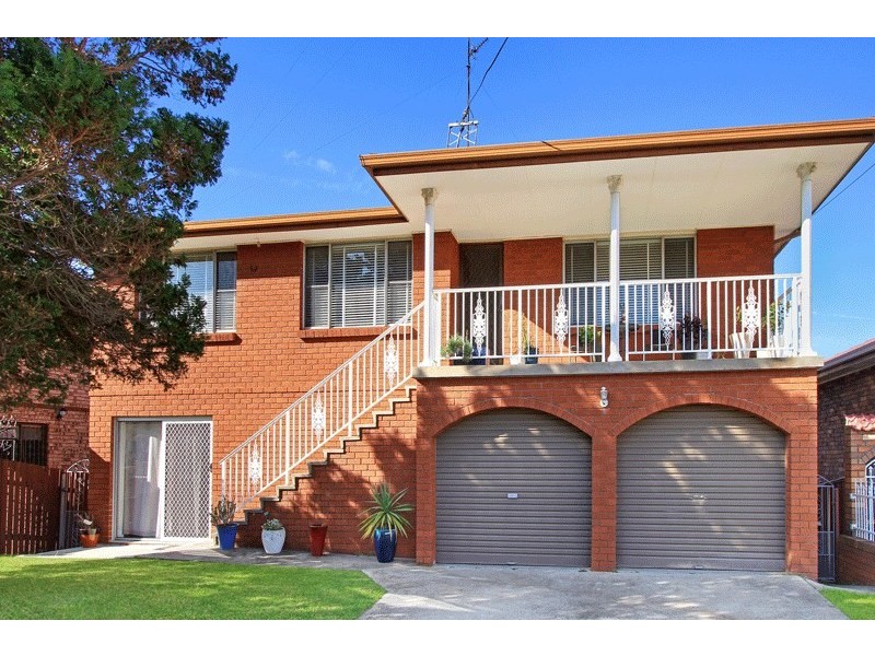 16 Chisholm Road, Warrawong NSW 2502