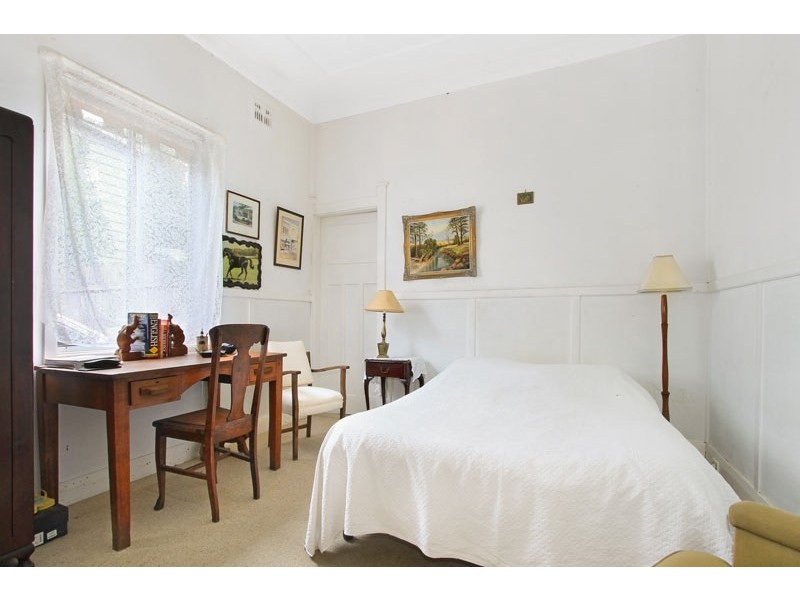 22 Mangerton Road, Wollongong NSW 2500