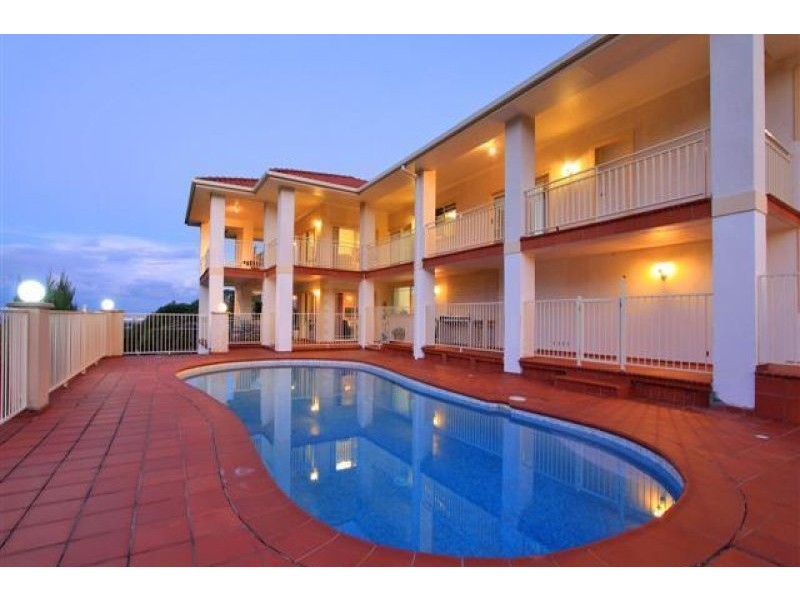 102 Staff Road, Cordeaux Heights NSW 2526