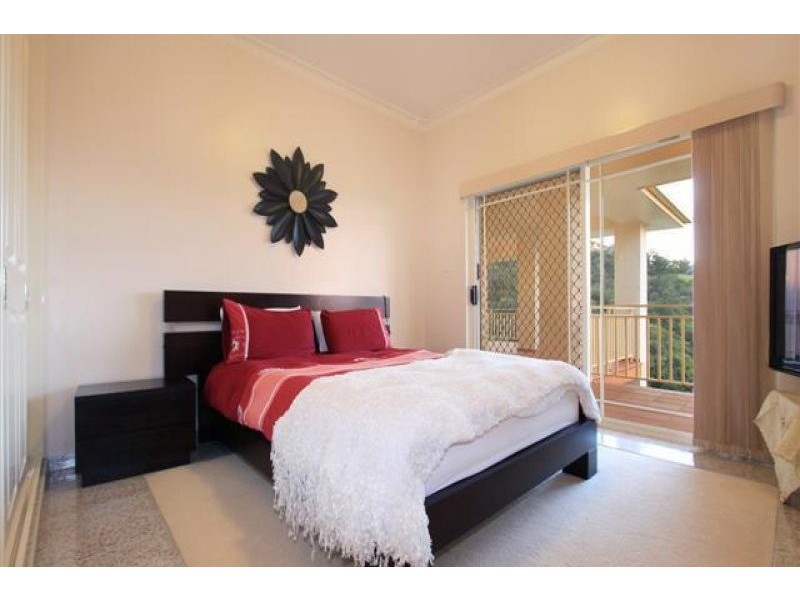 102 Staff Road, Cordeaux Heights NSW 2526