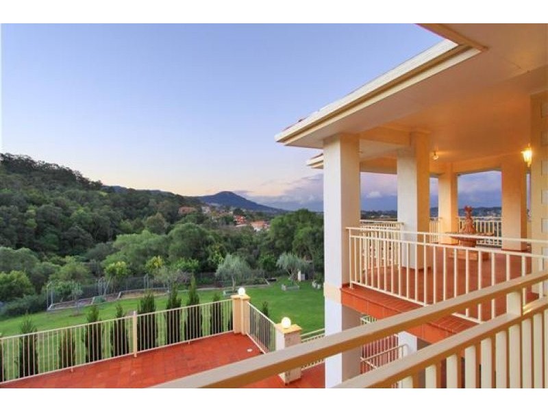 102 Staff Road, Cordeaux Heights NSW 2526