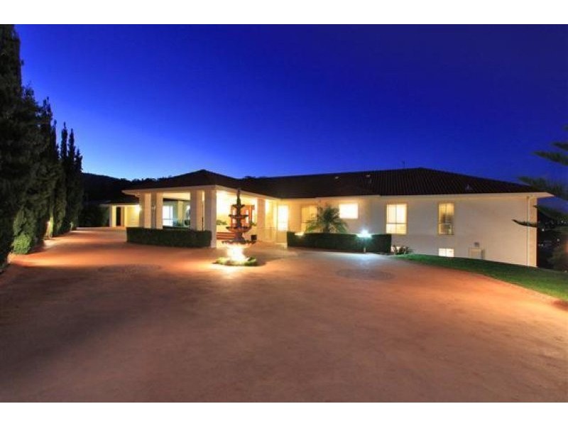 102 Staff Road, Cordeaux Heights NSW 2526