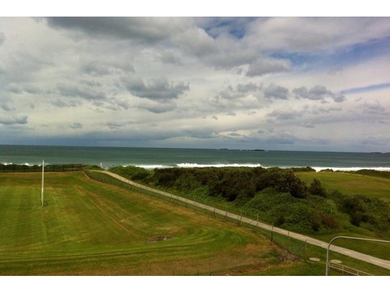 18/4 Bank Street, Wollongong NSW 2500