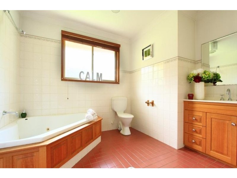 18 Brissendon Close, Tarrawanna NSW 2518