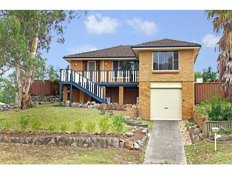 2 Stanley Avenue, Farmborough Heights NSW 2526