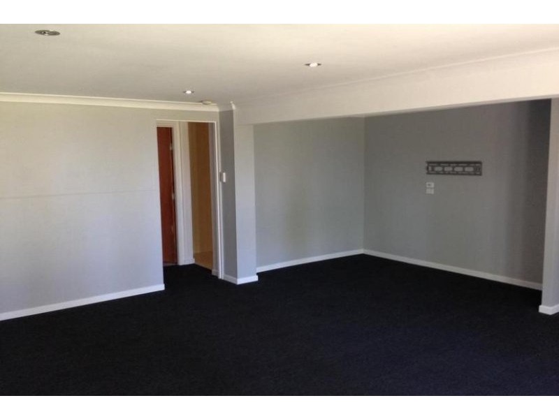 341 Farmborough Road, Farmborough Heights NSW 2526