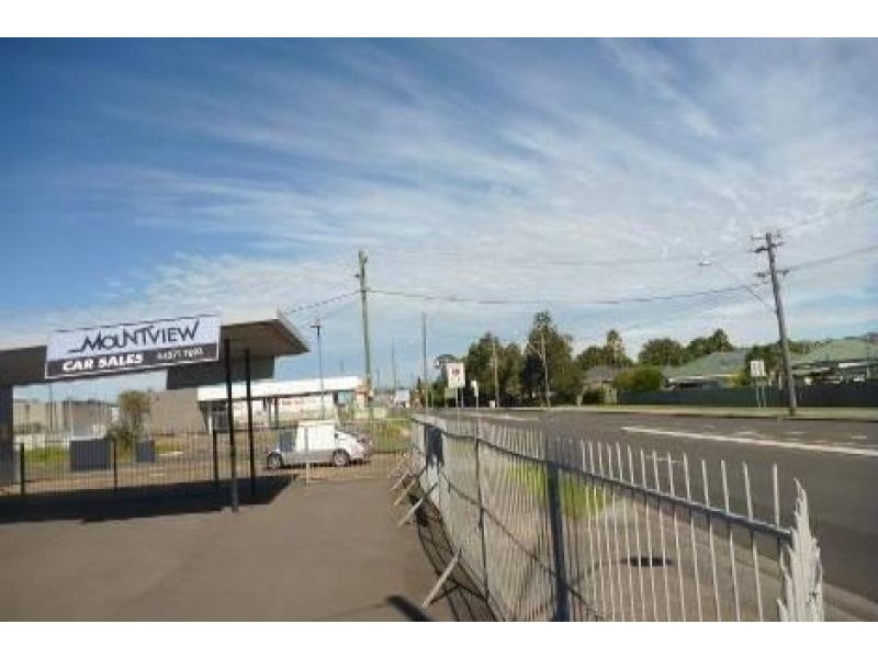 41-43 Princes Highway, Unanderra NSW 2526