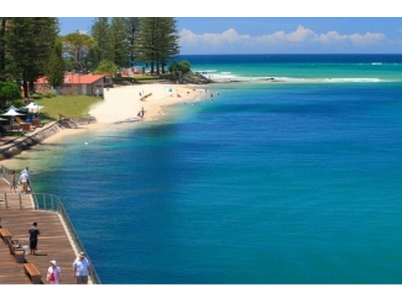 1/111 Bulcock Street, Caloundra QLD 4551