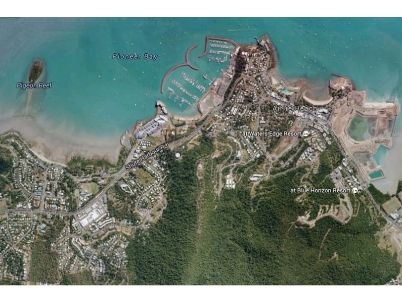 252 Shute Harbour Road, Cannonvale QLD 4802