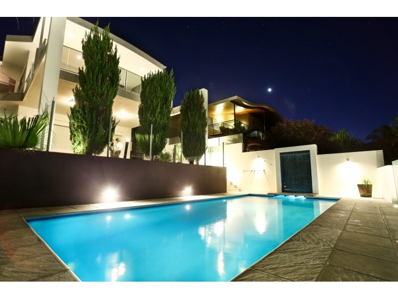8 Constellation Close, Sunrise Beach QLD 4567