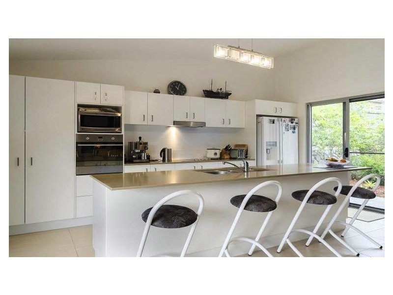 1 Lindfield Circuit, Noosaville QLD 4566
