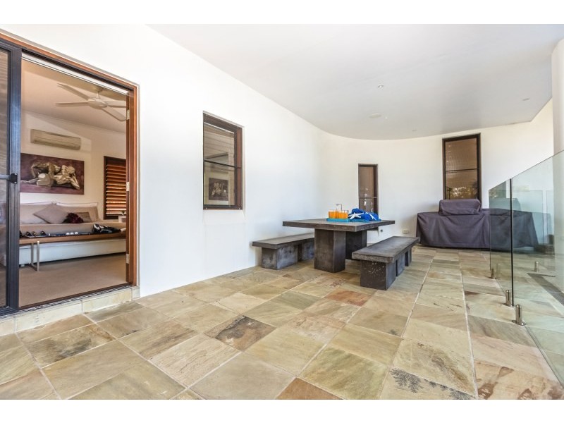 17 Captains Court, Sunrise Beach QLD 4567