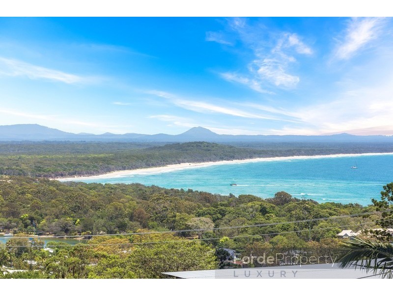 .2/18 Edgar Bennett Avenue, Noosa Heads QLD 4567