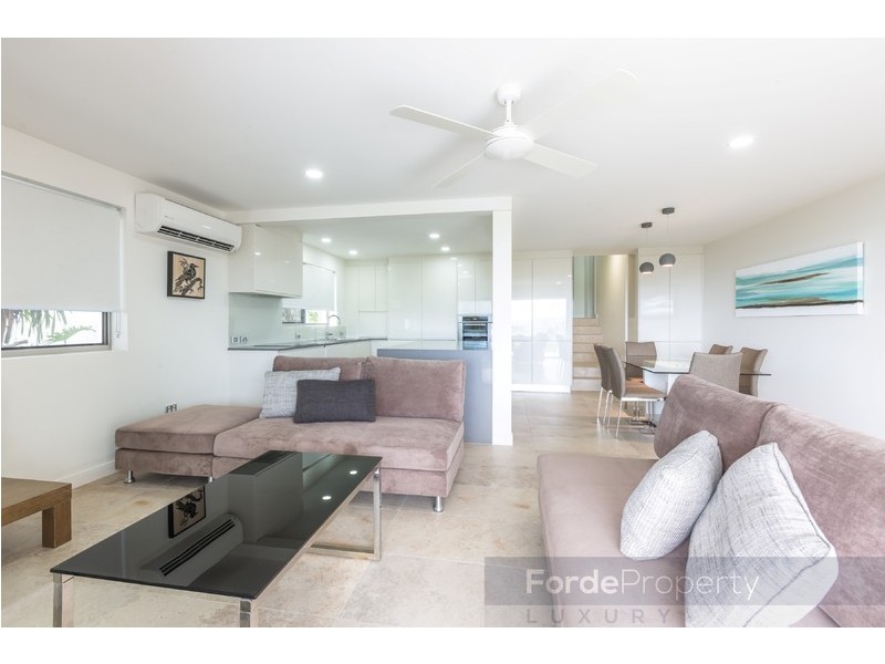 .2/18 Edgar Bennett Avenue, Noosa Heads QLD 4567