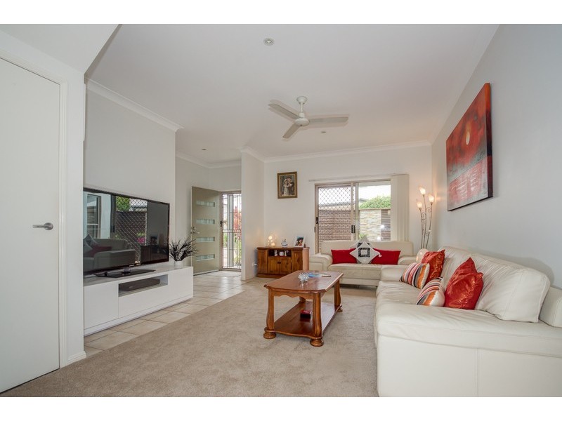 7/4 Riverstone Court, Noosaville QLD 4566