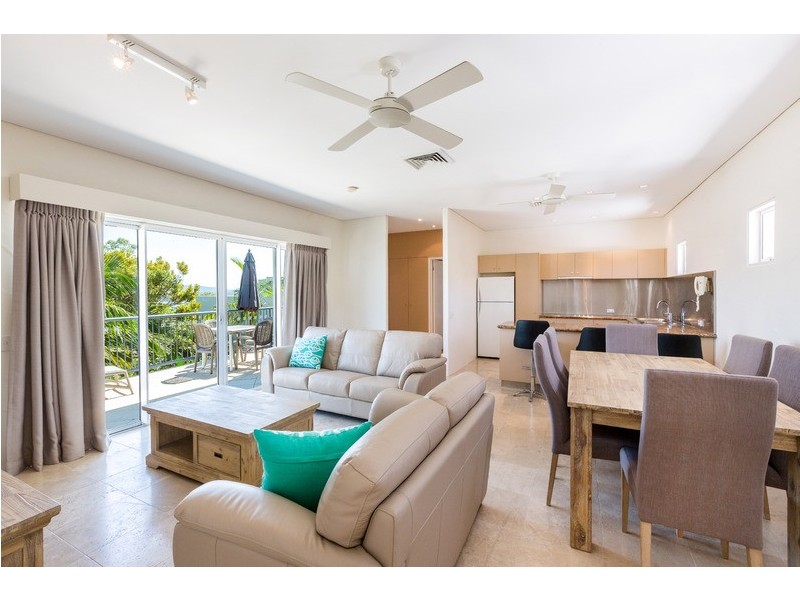 400/16 Noosa Drive, Noosa Heads QLD 4567