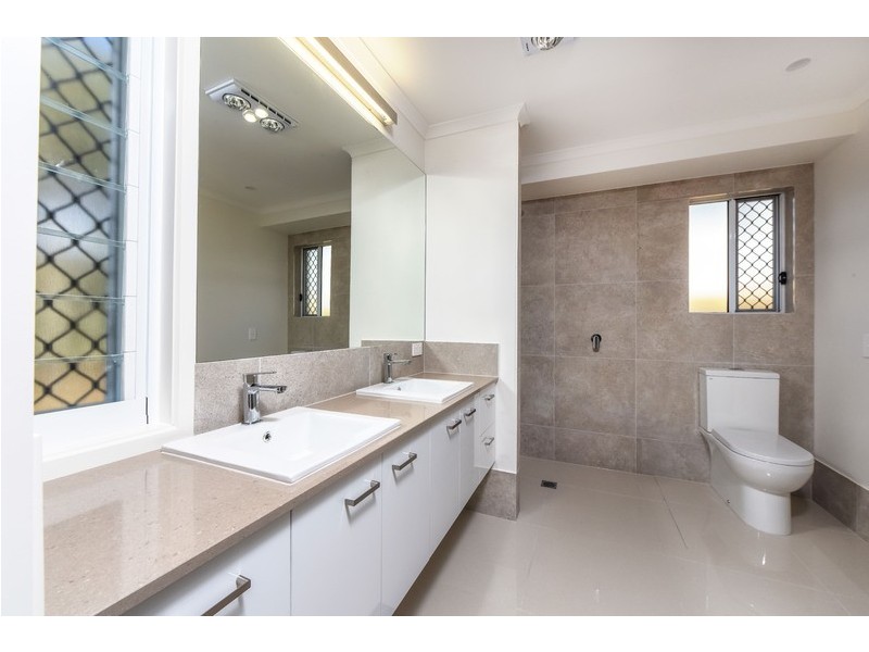 195 Balgownie Drive, Peregian Springs QLD 4573