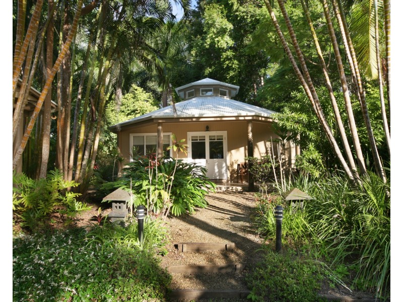 478 Dath Henderson Road, Tinbeerwah QLD 4563