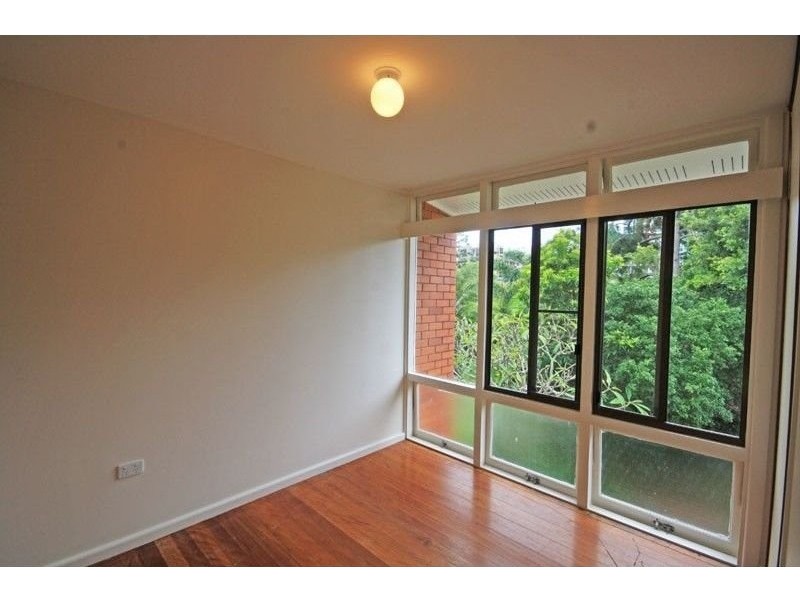 31 Saltair Street, Kings Beach QLD 4551