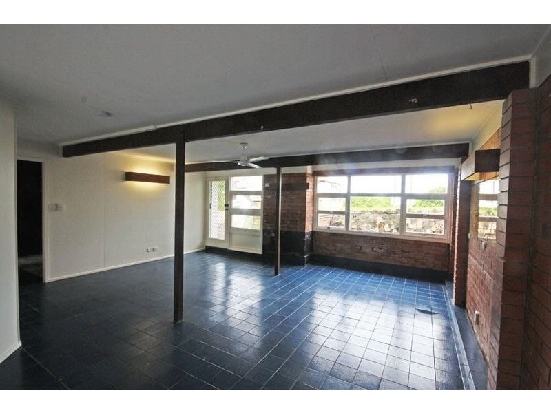 31 Saltair Street, Kings Beach QLD 4551