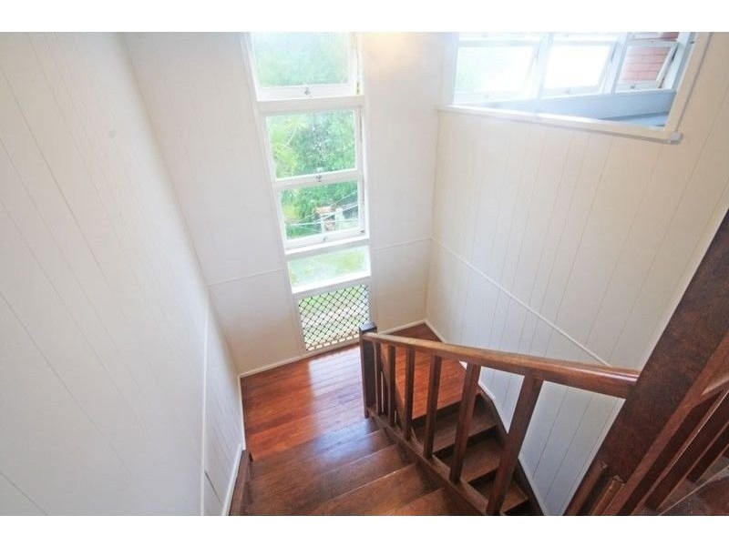 31 Saltair Street, Kings Beach QLD 4551