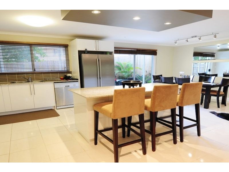 9 Victory Crescent, Sunrise Beach QLD 4567