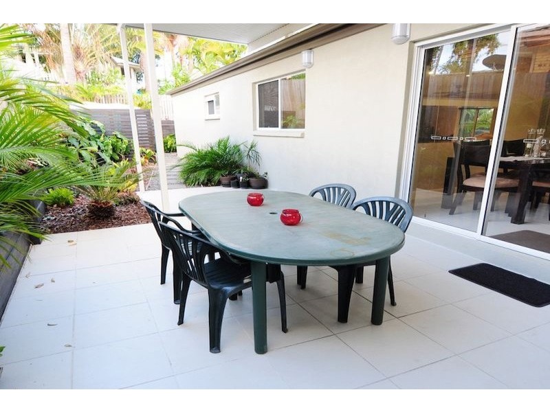 9 Victory Crescent, Sunrise Beach QLD 4567