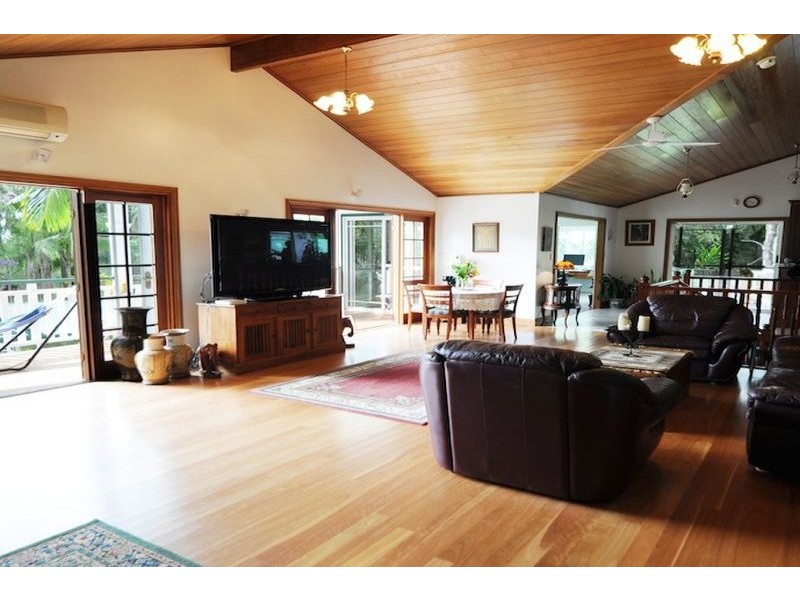 5 Bond Court, Doonan QLD 4562